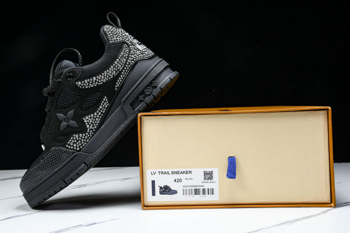 L&V SNEAKERS