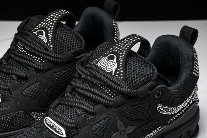 L&V SNEAKERS