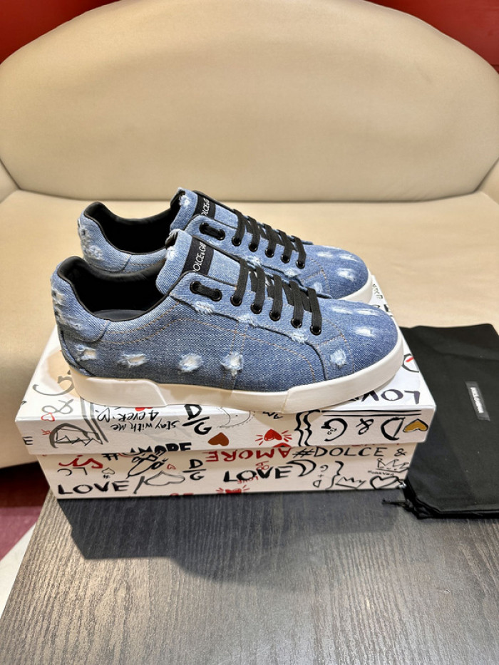 DG sneaker