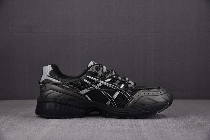 As*ic*ss shoes