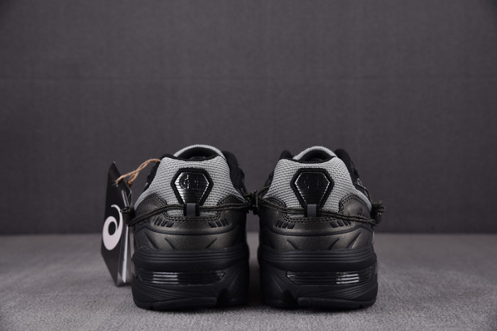 As*ic*ss shoes