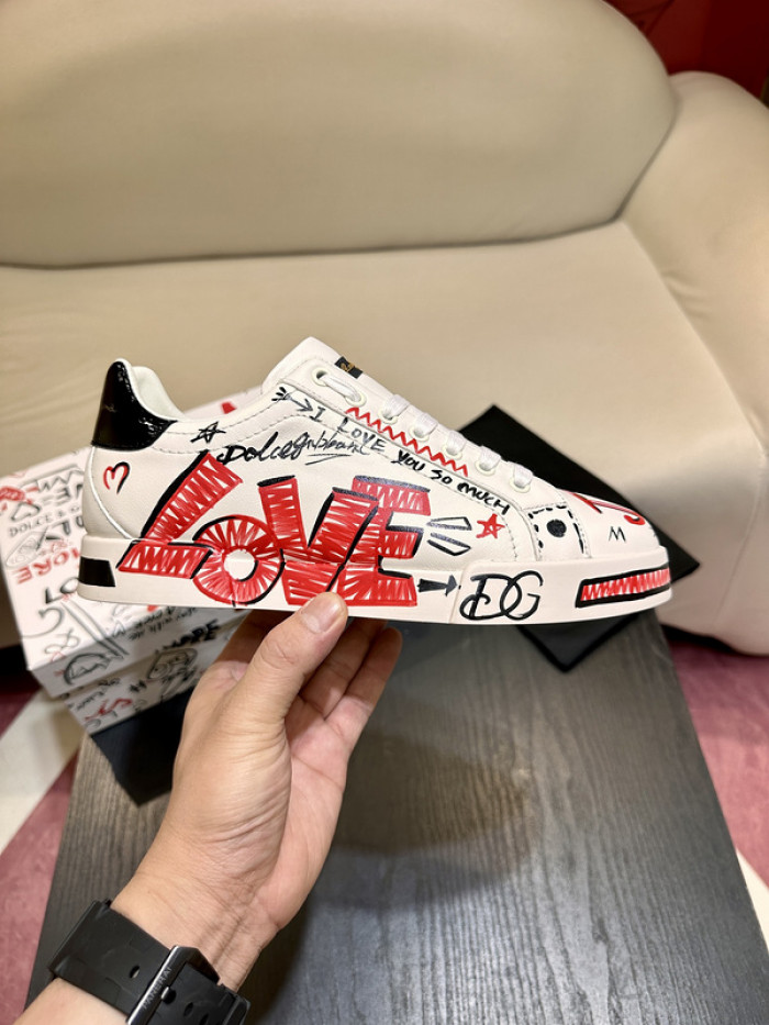 DG sneaker