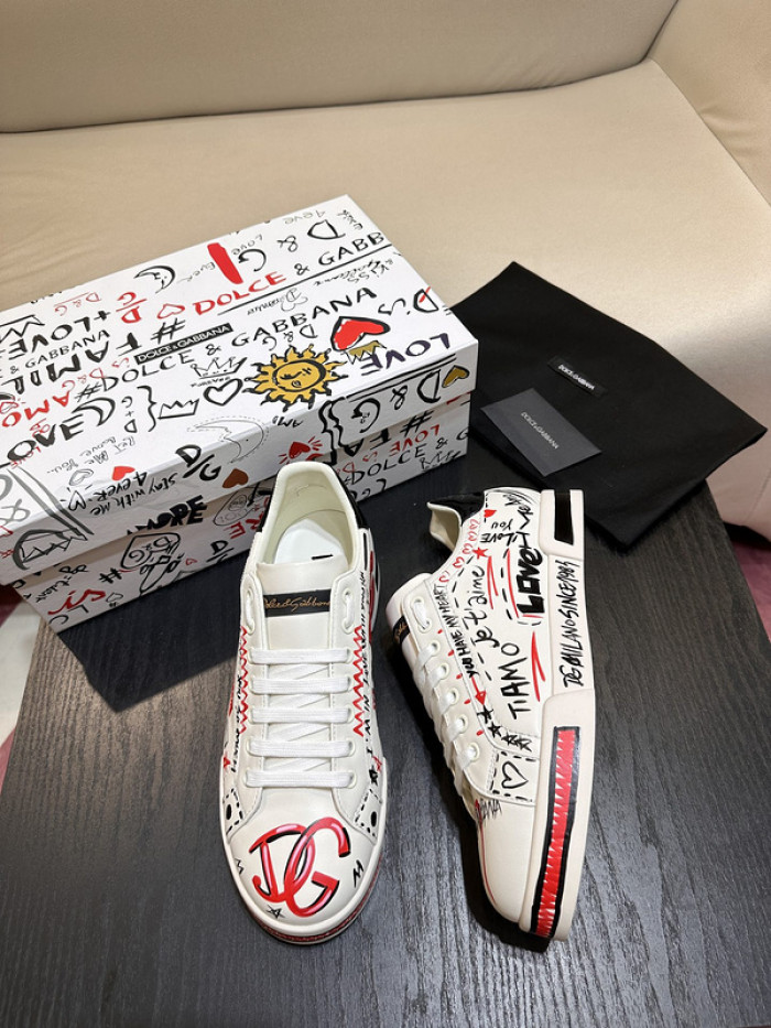 DG sneaker