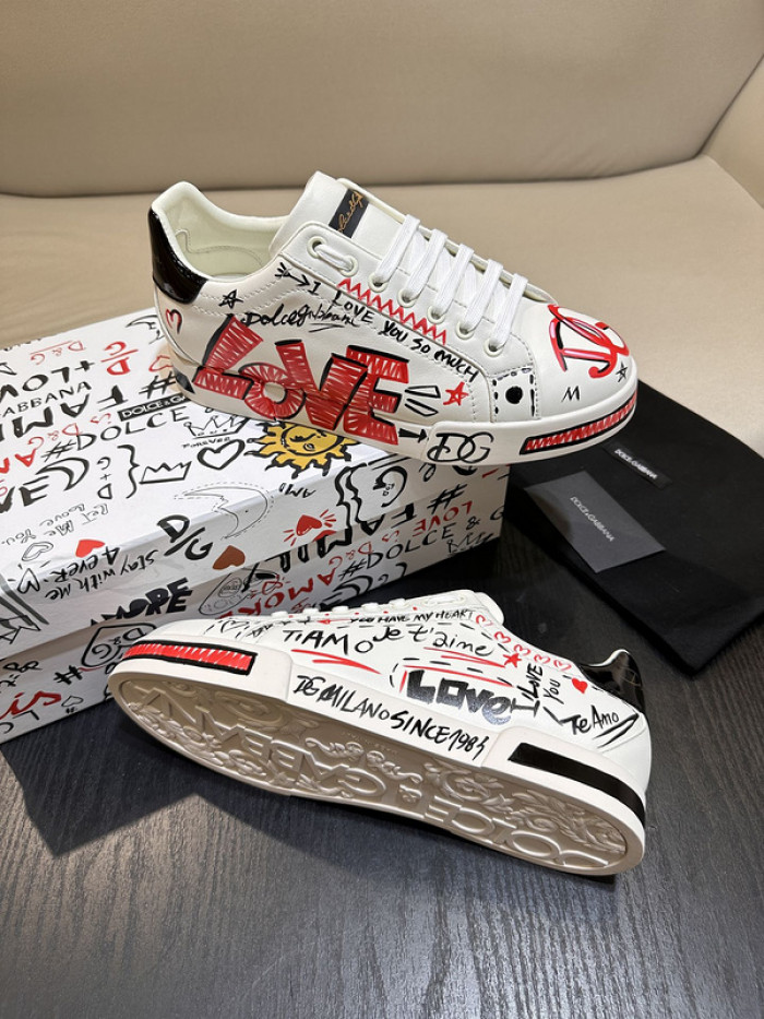 DG sneaker