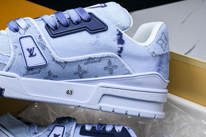 L&V SNEAKERS