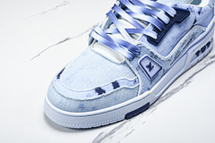 L&V SNEAKERS