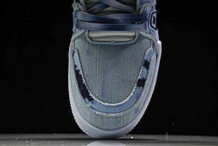 L&V SNEAKERS
