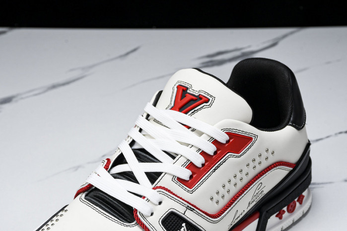 L&V SNEAKERS