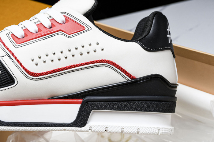 L&V SNEAKERS