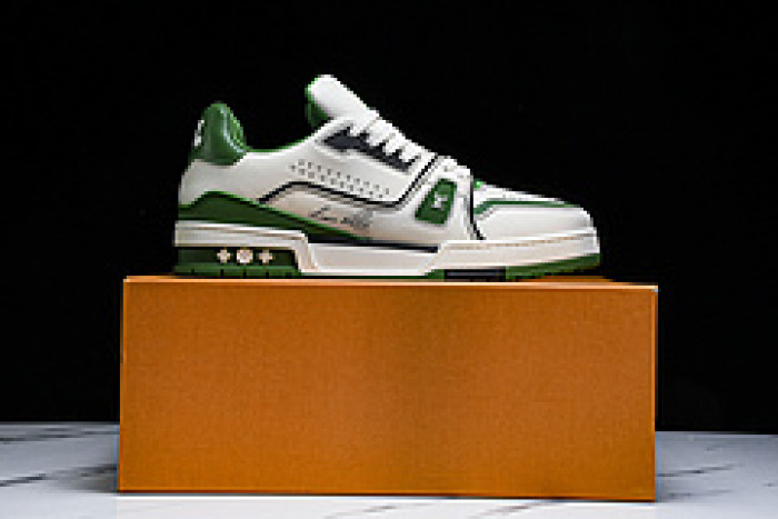 L&V SNEAKERS