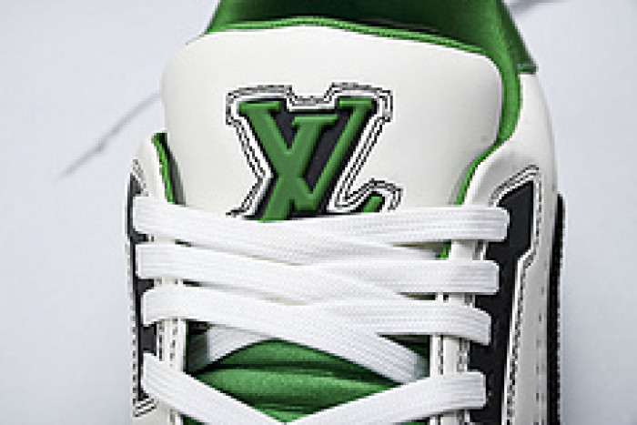 L&V SNEAKERS