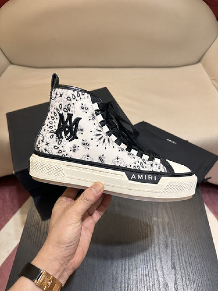 AM1R1 SNEAKERS