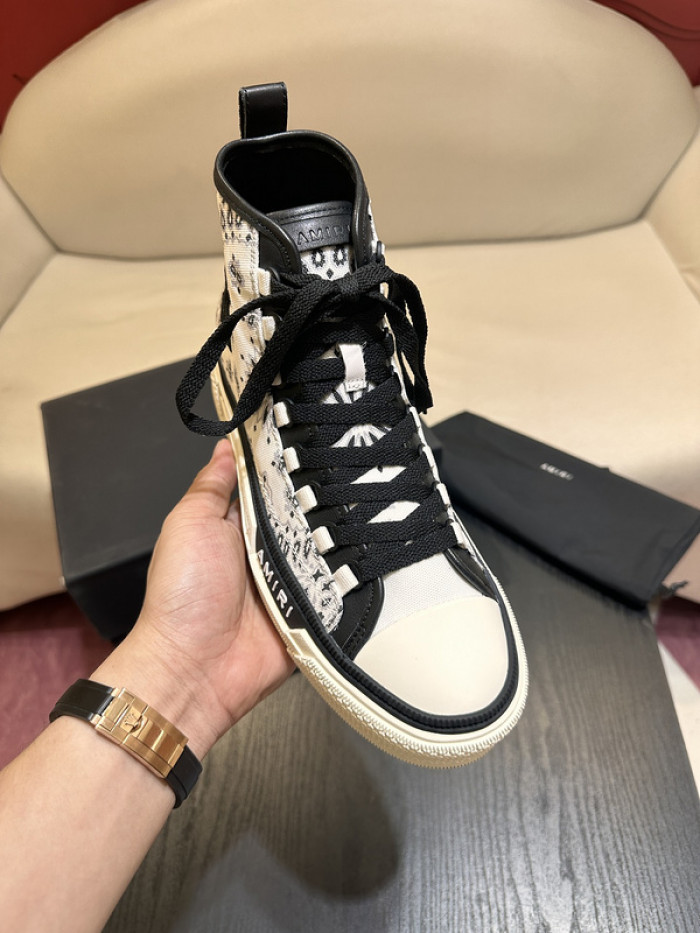 AM1R1 SNEAKERS