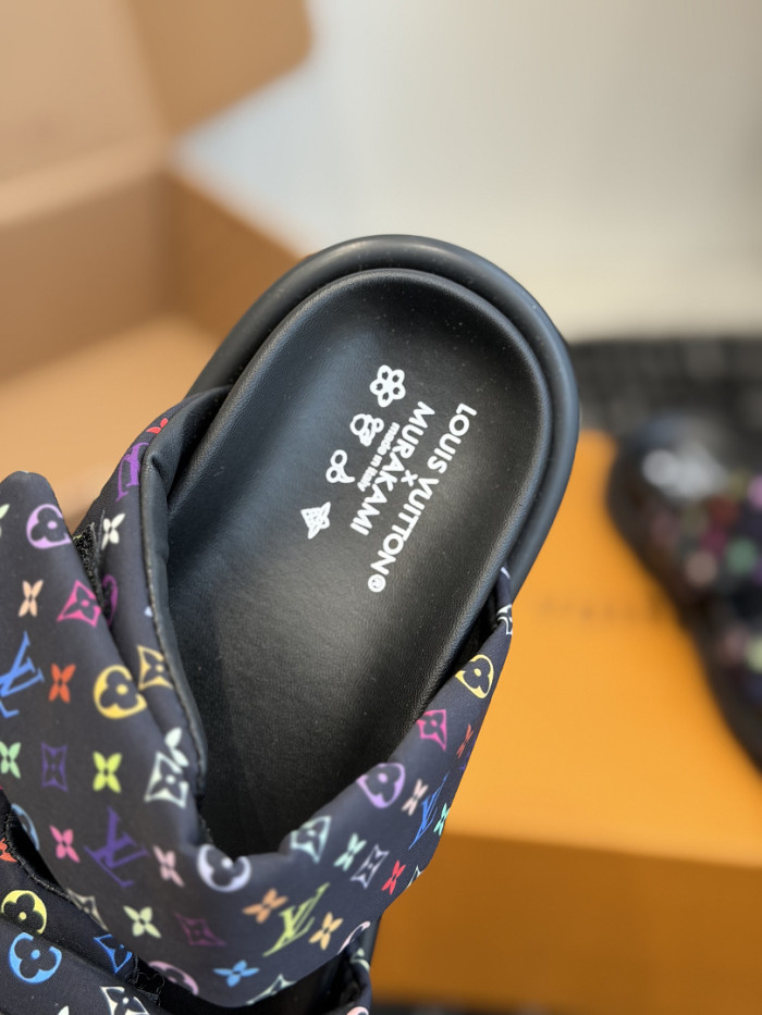 L&VT SLIPPERS
