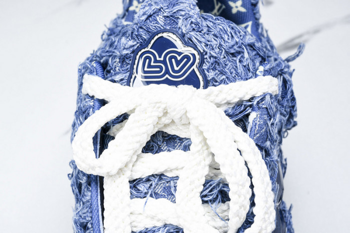 L&V SNEAKERS