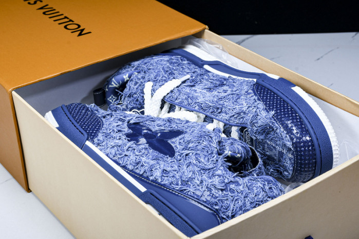 L&V SNEAKERS
