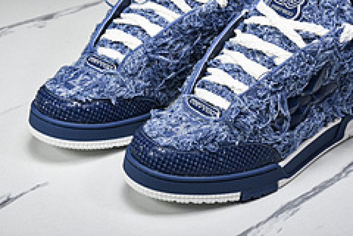 L&V SNEAKERS