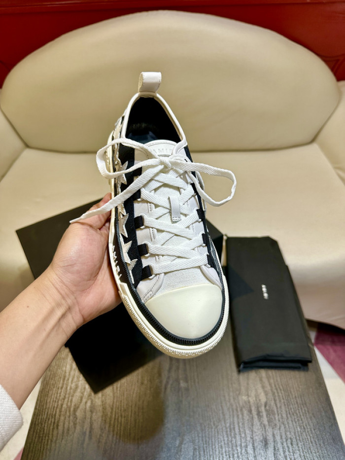 AM1R1 SNEAKERS