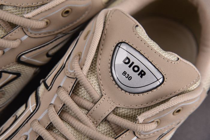 DI*O*R B30 PANKICK