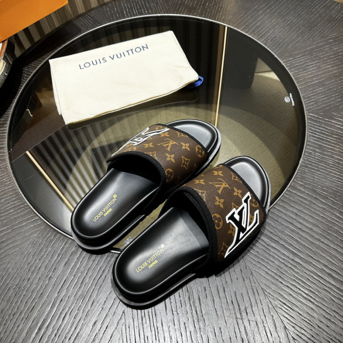 L&V SLIPPERS