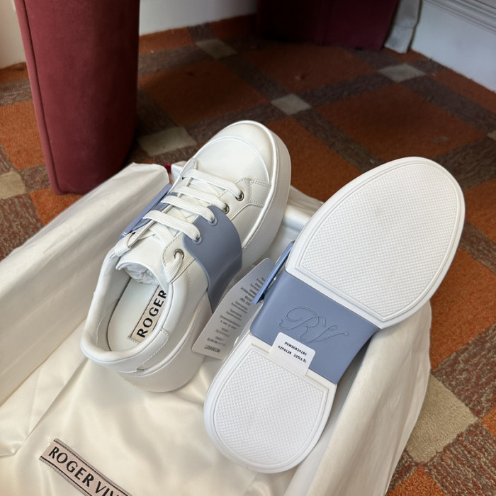 RV sneaker