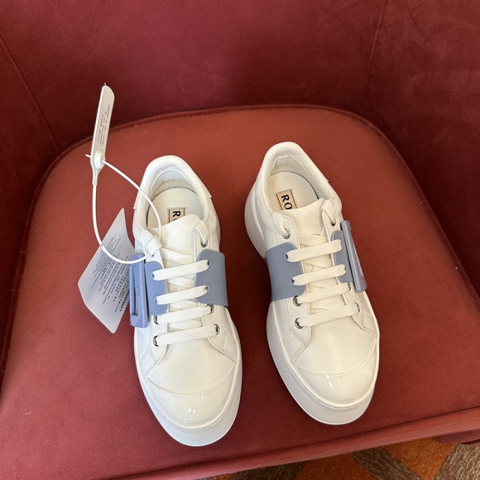 RV sneaker
