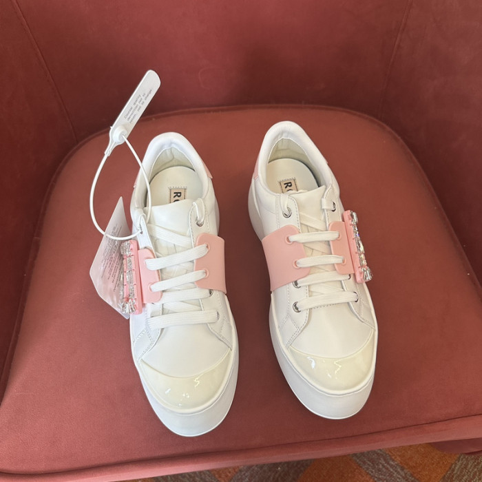 RV sneaker