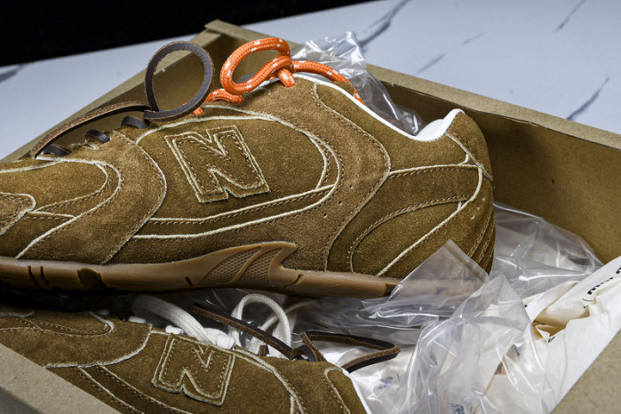 New Balance Miu