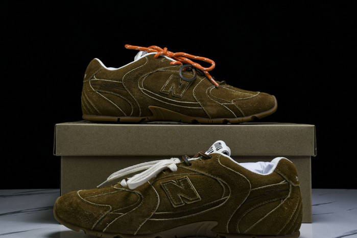 New Balance Miu