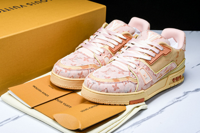 L&V SNEAKERS