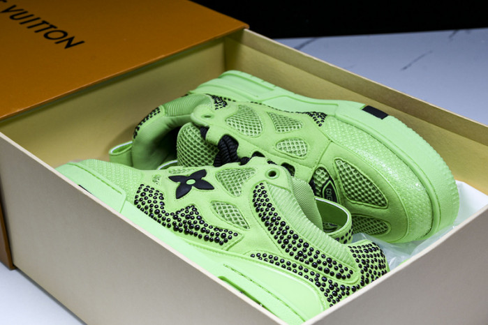 L&V SNEAKERS