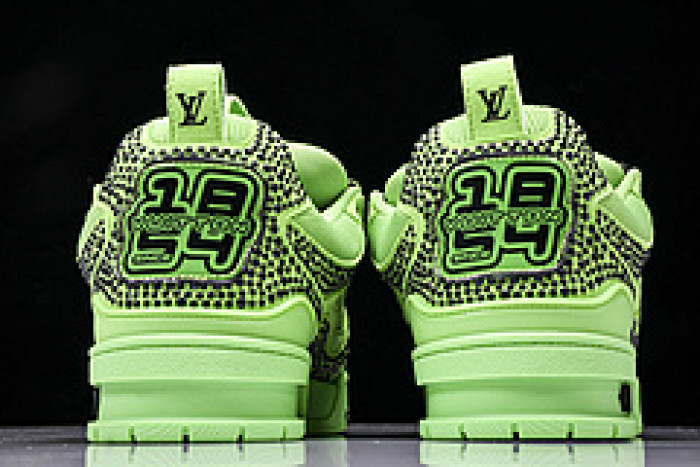 L&V SNEAKERS