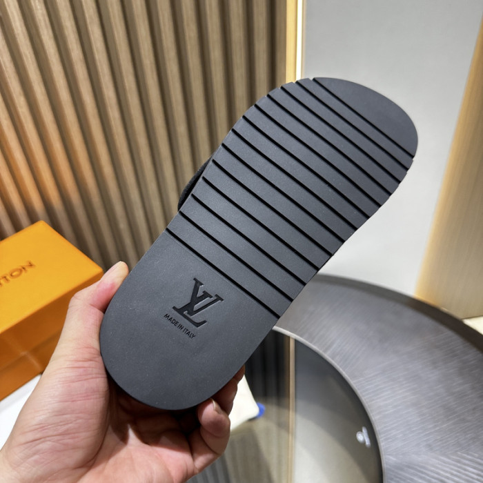 L&V SLIPPERS