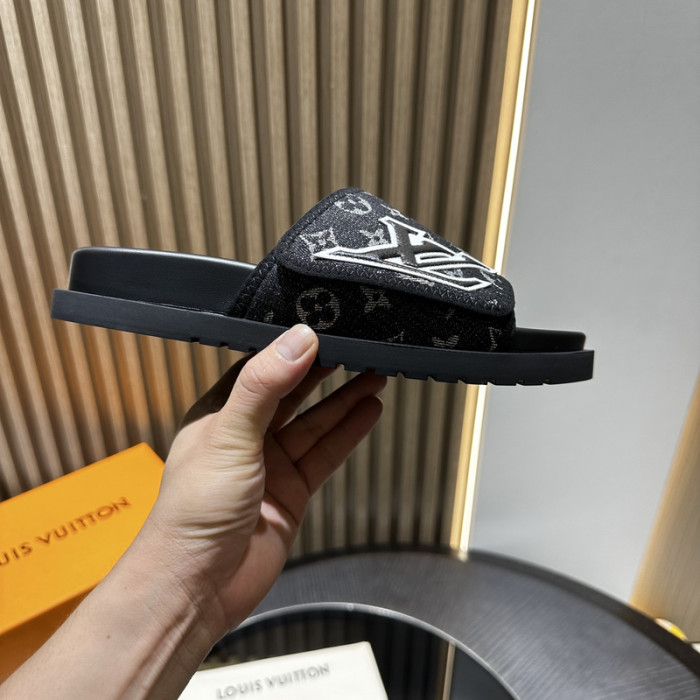 L&V SLIPPERS
