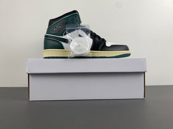 AIR JORDAN 1 MID SE "LEGEND PINK" GS FQ7818-100