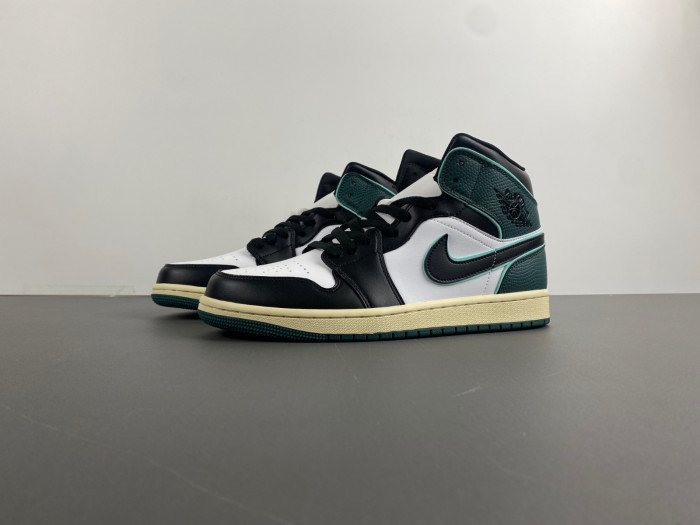 AIR JORDAN 1 MID SE "LEGEND PINK" GS FQ7818-100