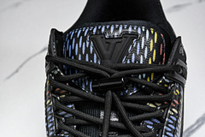 L&V SNEAKERS