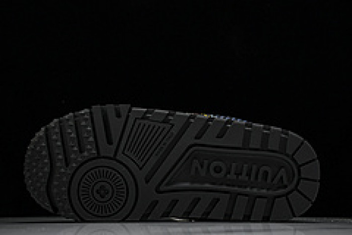 L&V SNEAKERS
