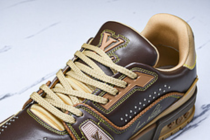 L&V SNEAKERS