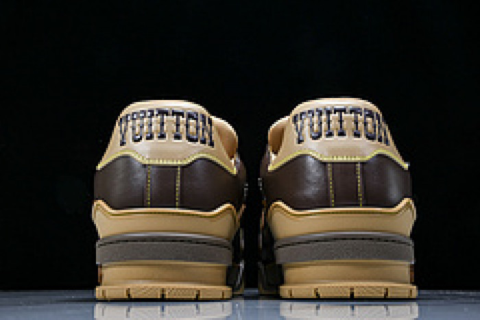L&V SNEAKERS