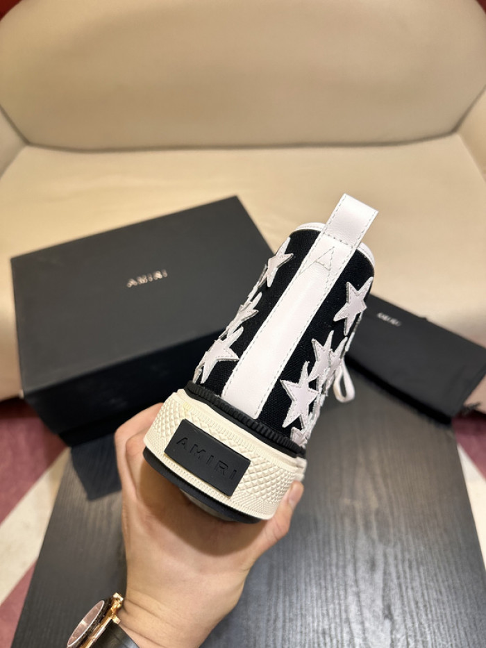 AM1R1 SNEAKERS