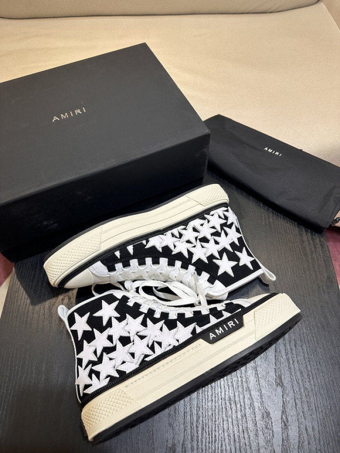 AM1R1 SNEAKERS