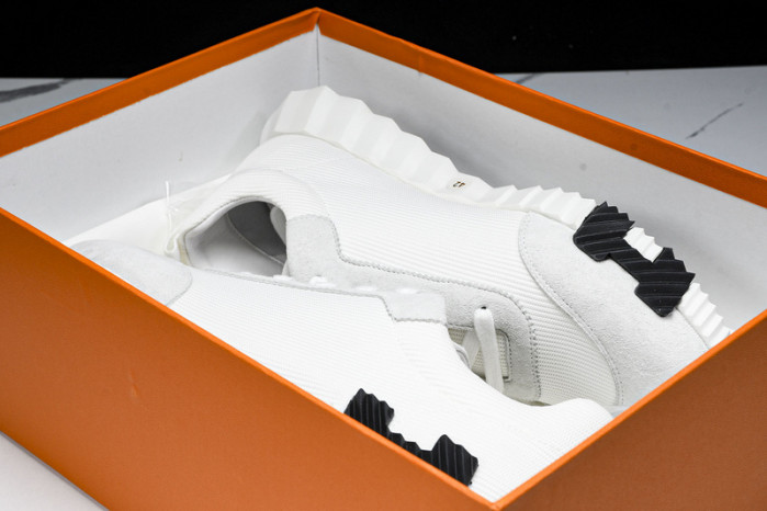 HER_MERS SNEAKER