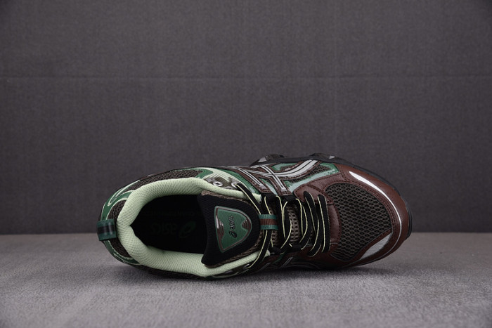 As*ic*ss shoes