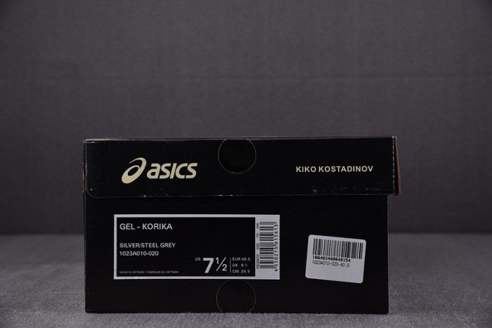 As*ic*ss shoes