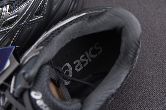 As*ic*ss shoes