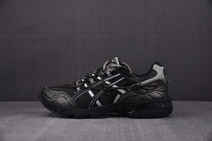 As*ic*ss shoes