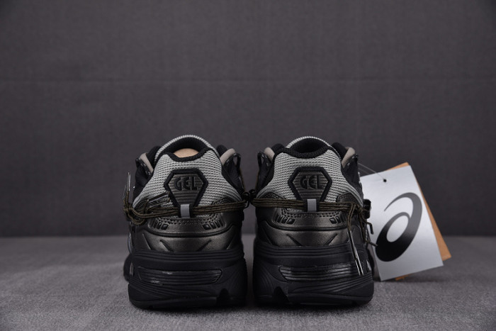 As*ic*ss shoes
