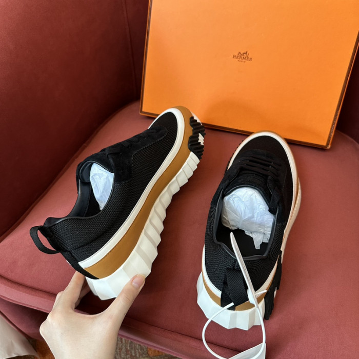 HER_MERS SNEAKER