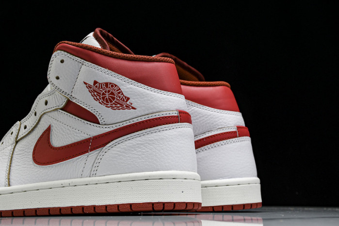 Nike Air Jordan 1 MID SE FJ3458-160